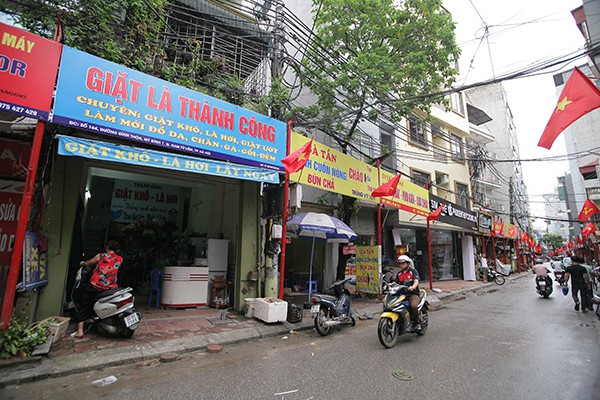 Hà Nội có thêm một tuyến phố đồng bộ biển quảng cáo